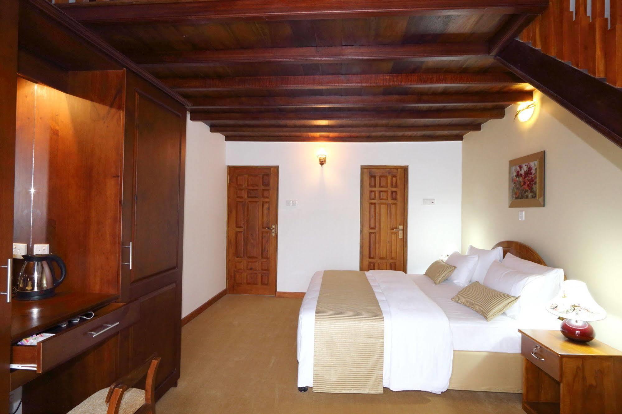 Albany Hotel Nuwara Eliya Exterior photo